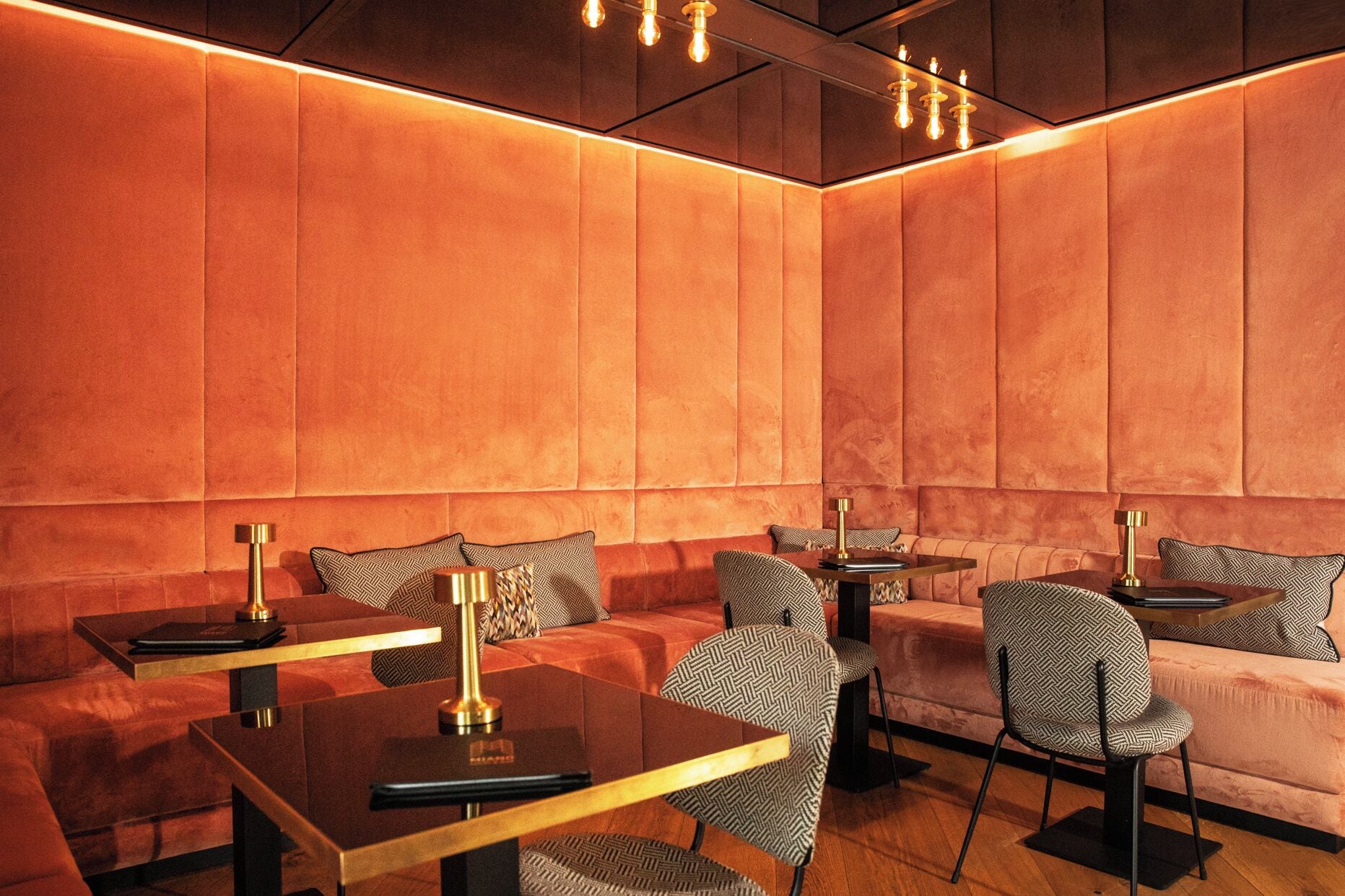 Foto - MIANO Hotel & Bar