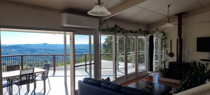 Smart TV, fireplace, DVD player, table football