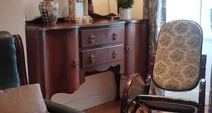 3 Bed Townhouse - Sleeps 6 - Pet Friendly