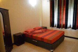 3 dormitorios, tabla de planchar con plancha, wifi y ropa de cama