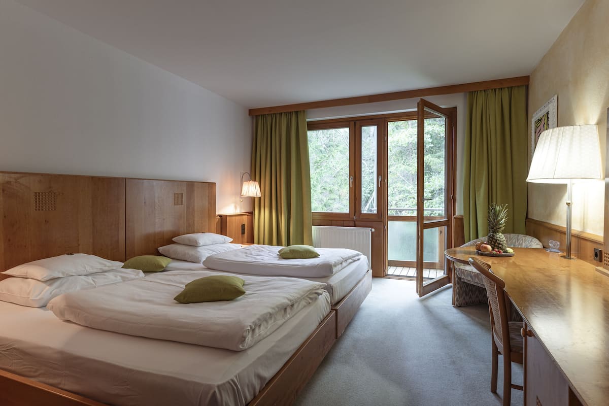 In-room safe, desk, laptop workspace, blackout curtains