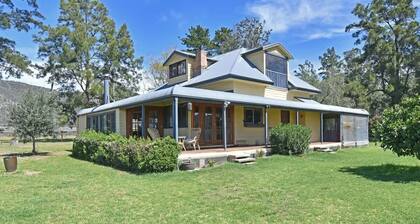 Soldiers Cottage Picturebook Vineyard Oasis