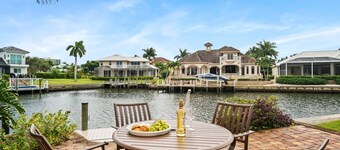 Spacious Family Fun Waterfront Home Near Tigertail Beach w/Bikes, Beach Gear, Pool & WiFi