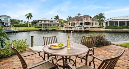 Spacious Family Fun Waterfront Home Near Tigertail Beach w/Bikes, Beach Gear, Pool & WiFi