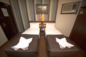 Deluxe Double or Twin Room, 2 Single Beds, City View | Free WiFi - Downtown Hotel (Dubai)