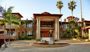 Fachada da propriedade