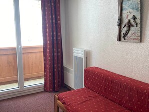 TV - Cozy studio at the foot of the slopes - Pleynet (Le Pleynet)