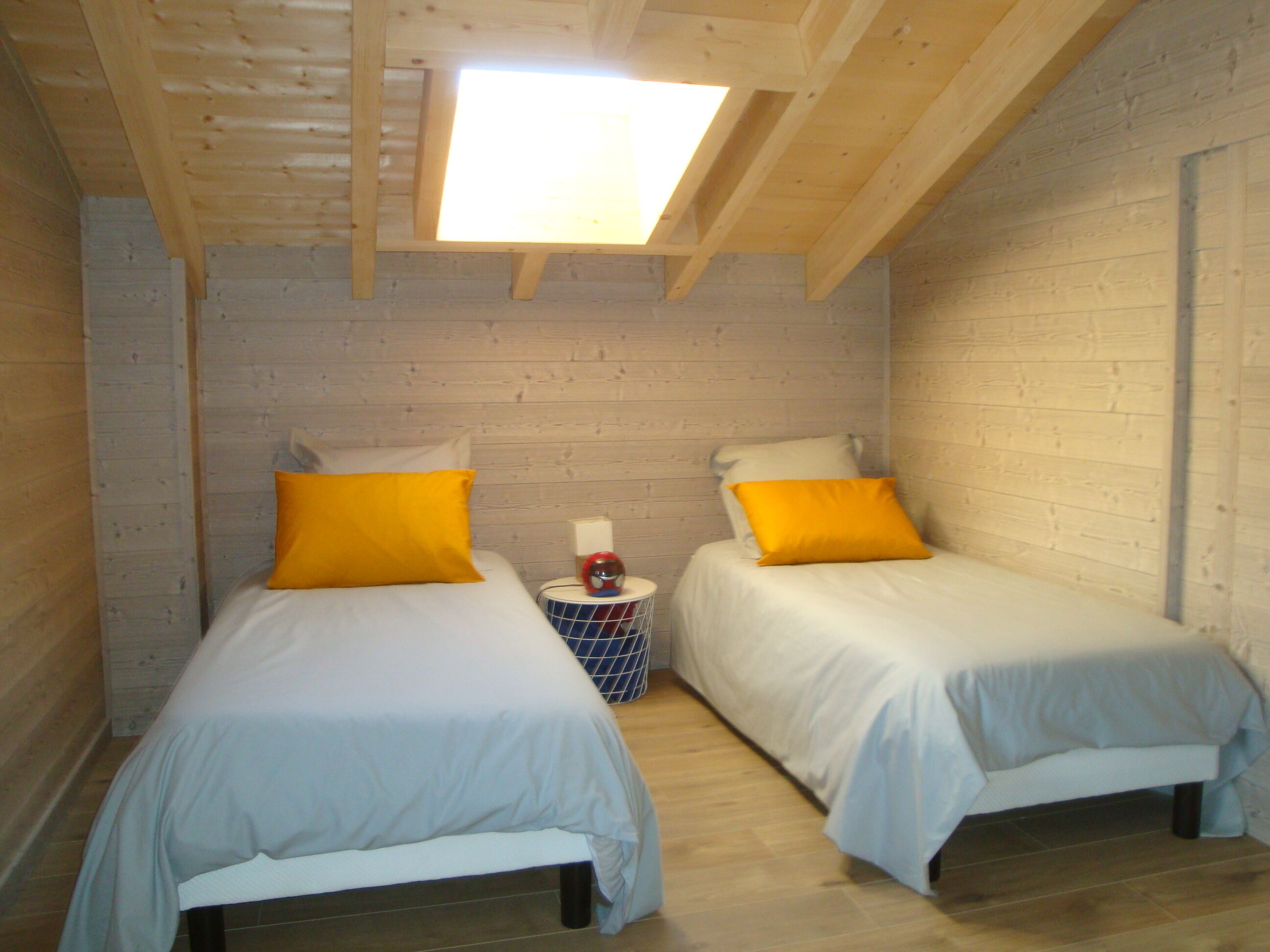 4 bedrooms, iron/ironing board, travel crib, free WiFi