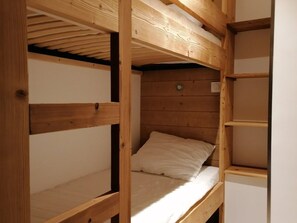1 quarto