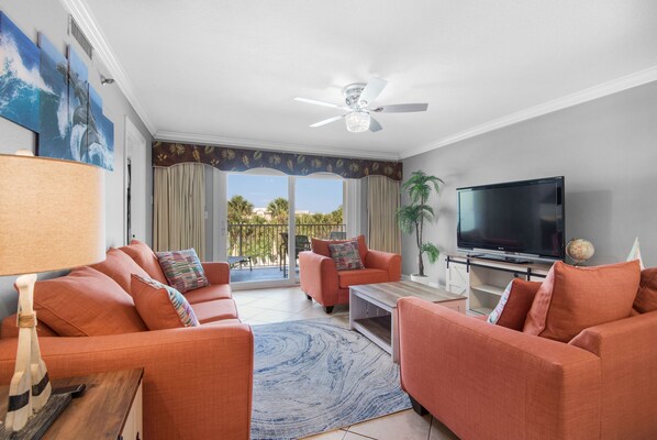 TV, DVD player - 🌊Walk 2 Beach~2 Pools~Pool Views~2BR The Islander 211 (Destin)
