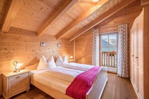 3 habitaciones, wifi gratis y ropa de cama 