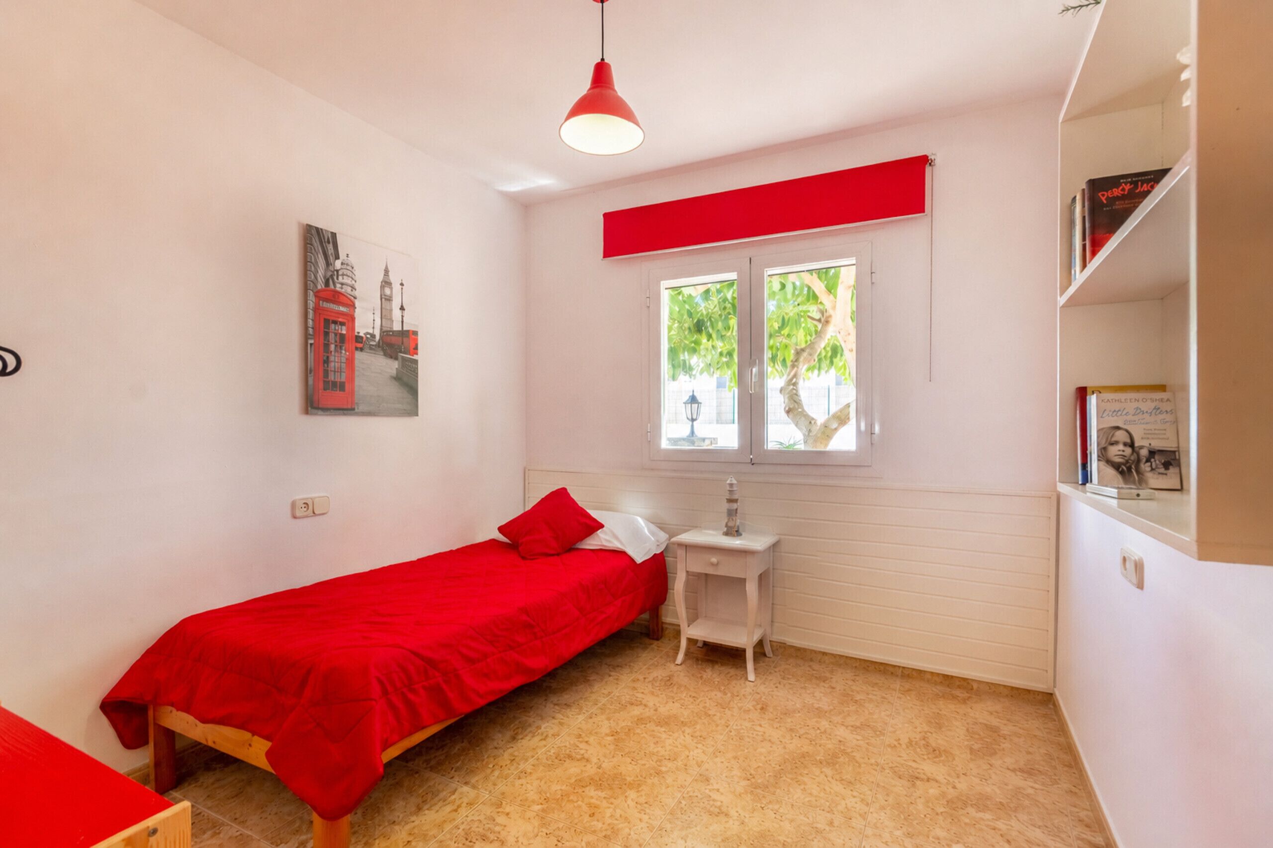 3 bedrooms, in-room safe, iron/ironing board, free WiFi