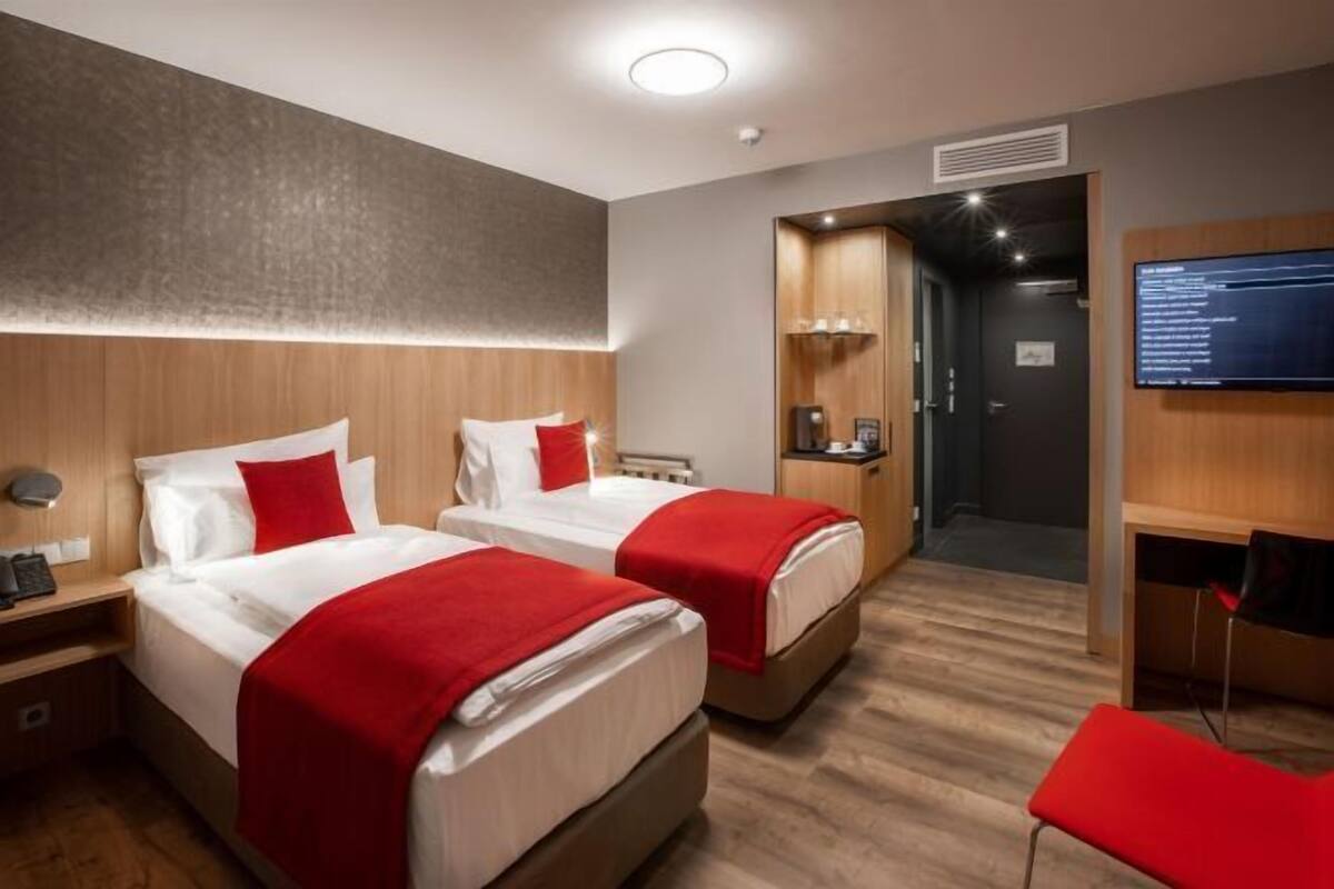 In-room safe, desk, laptop workspace, blackout drapes