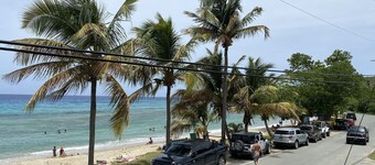 Sea and Mtn Views-Walk To Cane Bay Beach Cottage