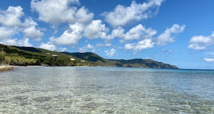 Sea and Mtn Views-Walk To Cane Bay Beach Cottage