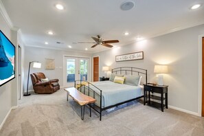 5 soverom, strykejern/-brett, wi-fi (inkludert) og sengetøy