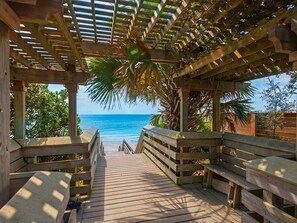 Follow the breezy boardwalk and step straight into stunning Gulf views. - Blue Sky Bungalow | Carriage House | 4 Bikes (Santa Rosa Beach)