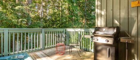 Tina de hidromasaje al aire libre