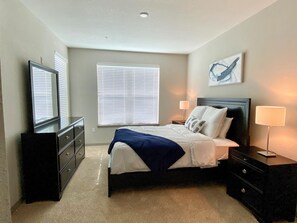 Room - Home Away From Home (St. Petersburg)