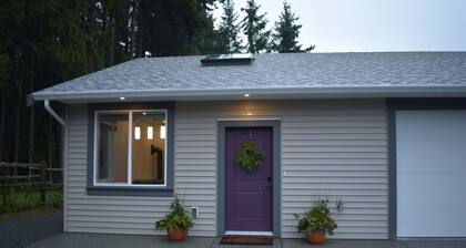 A complete self contained one bedroom apartment.