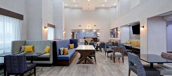 Hampton Inn & Suites Houston East Beltway 8