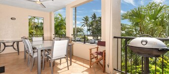 Large Beachfront Apartment
