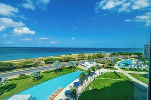 Pool - Eye Catching, Glamorous and Modern (Noord)