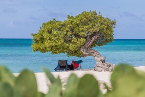 Sulla spiaggia, teli da spiaggia