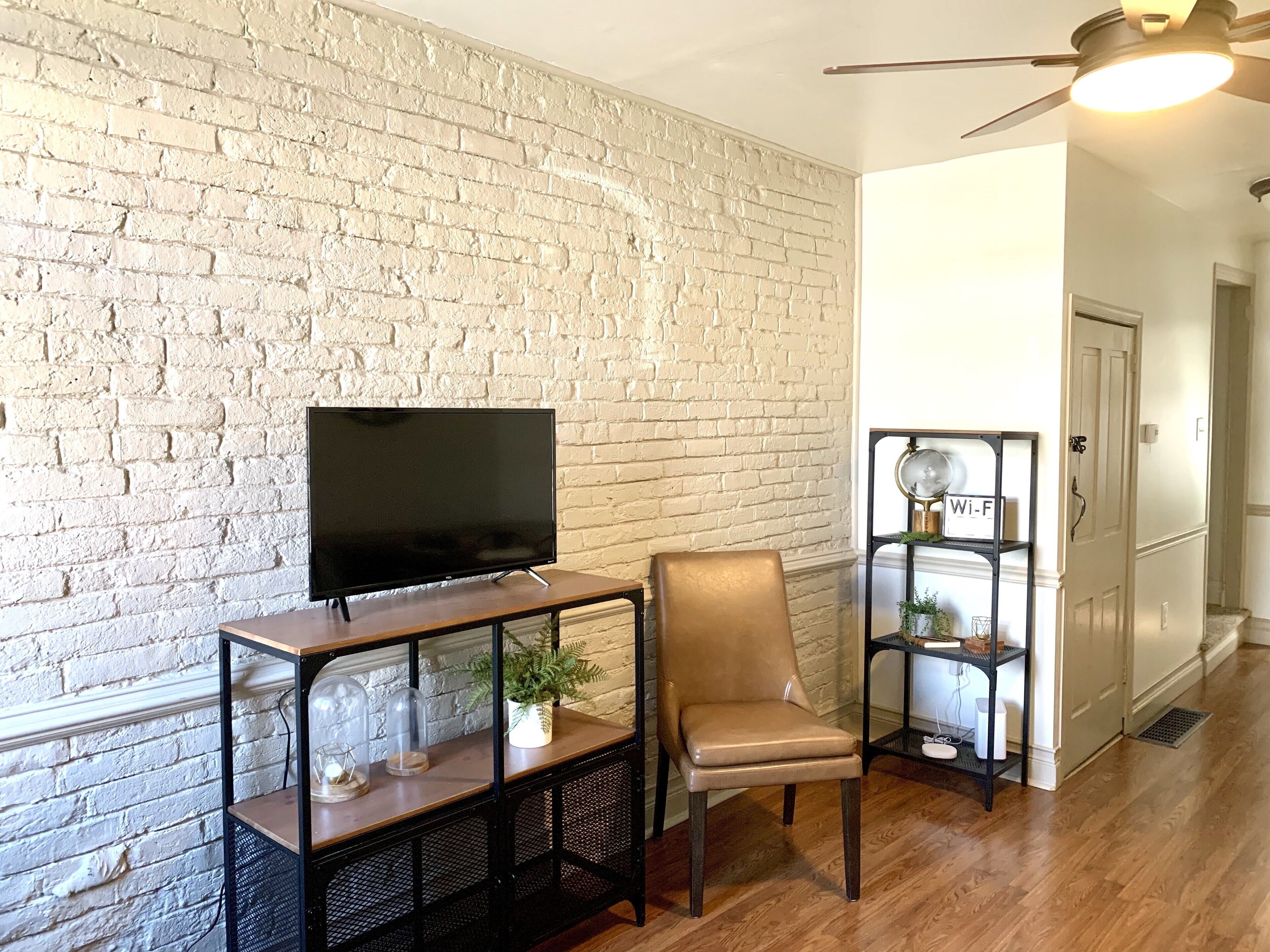 Cozy Townhome In The Heart Of Reading City
