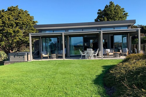 Luxury Retreat and Pet Friendly