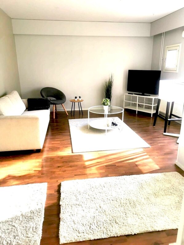 City Room | Living room