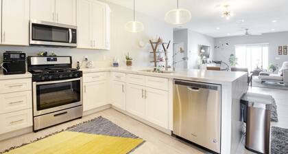 High Desert Home 15 Minutes from North Palm Springs