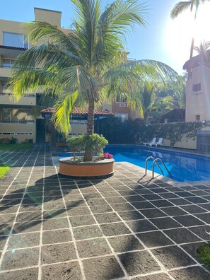 Piscine extérieure, piscine chauffée