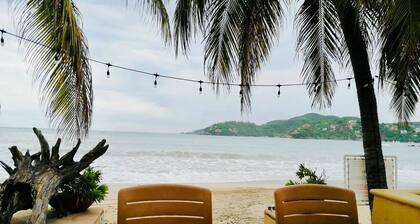 Walking Distance to Playa la Ropa