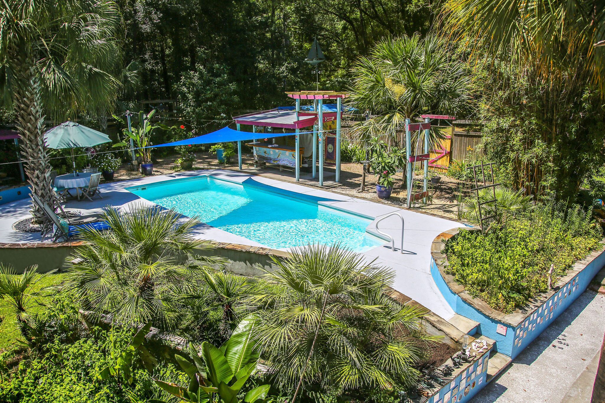 室外泳池、暖水池