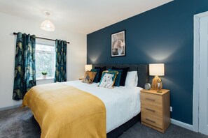 Family House | Individually furnished, iron/ironing board, free WiFi, bed sheets - Newly Finished House In Coventry (Coventry)