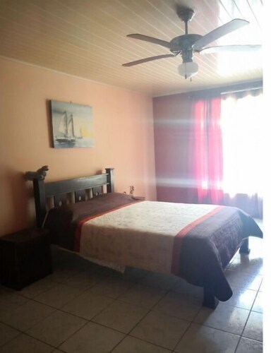 House close to beatiful places in the tropical of Costa Rica