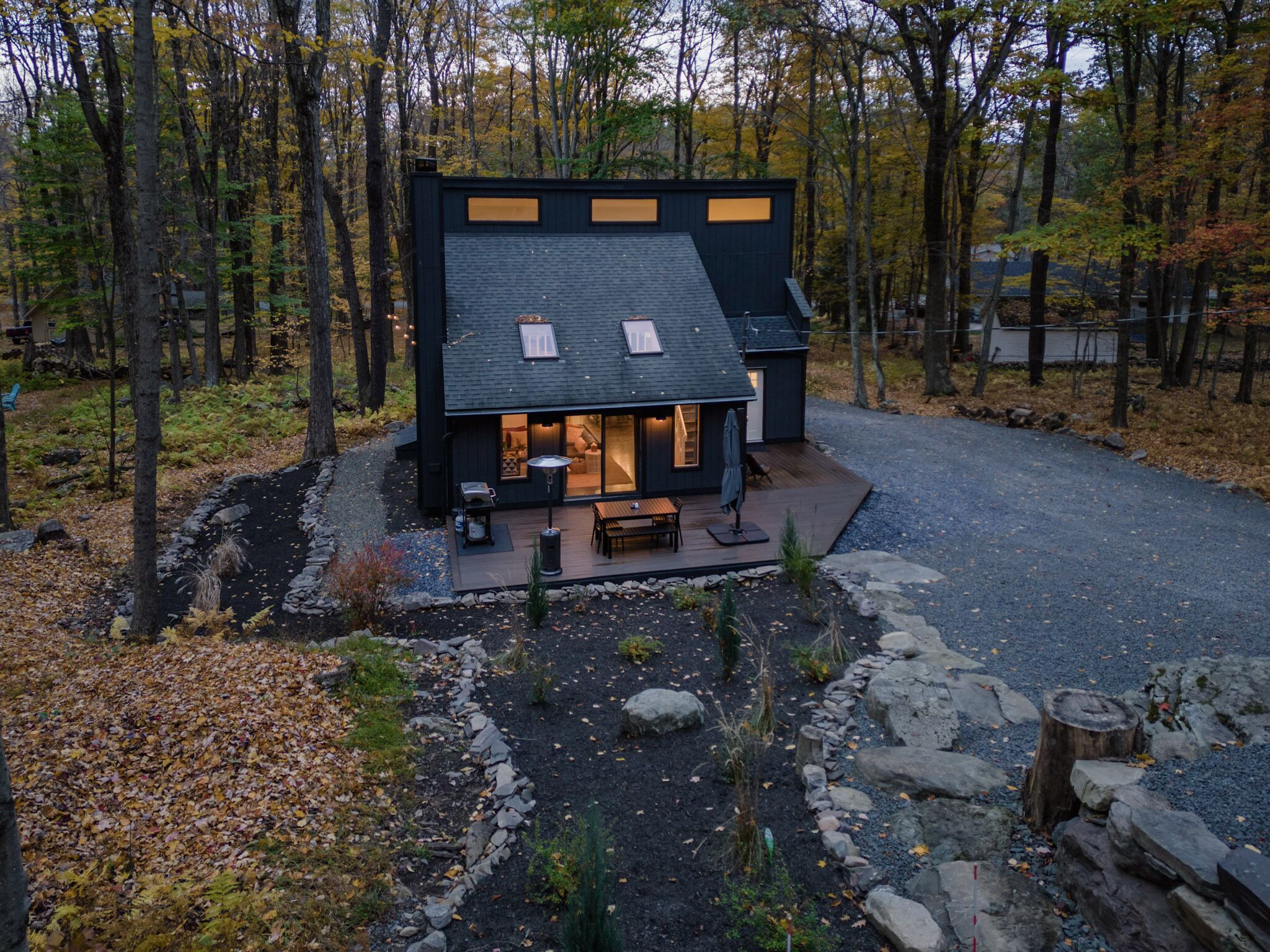 Lake Lane Lodge