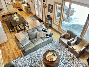 Smart TV, DVD player, books, video library