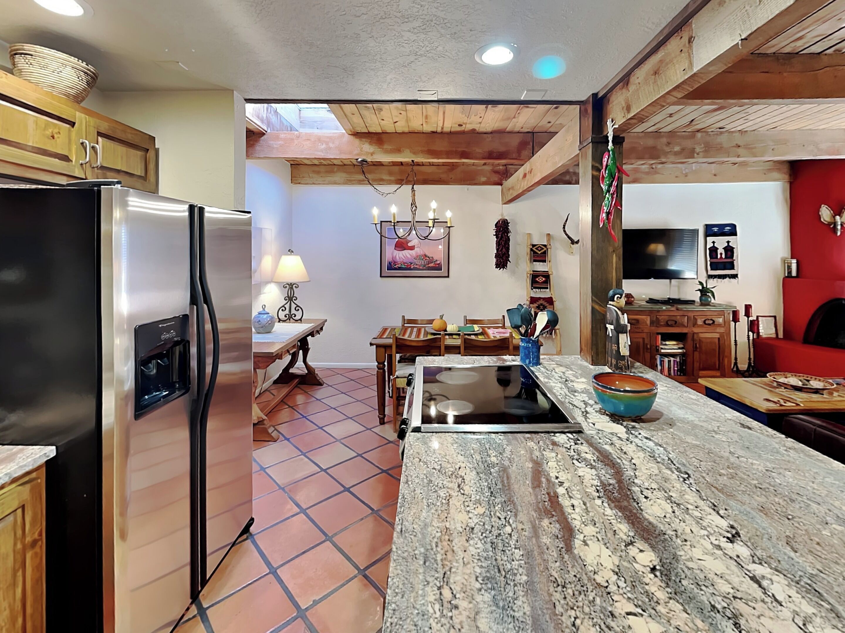 Condo, varias camas, chimenea, vista al jardín (#7 - No Pets) | Interior
