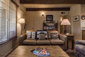 Condo, Multiple Beds, Fireplace, Mountain View (#30 - No Pets) | Living area
