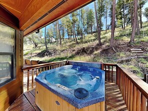Outdoor spa tub - Ain't No Better View (Ruidoso)