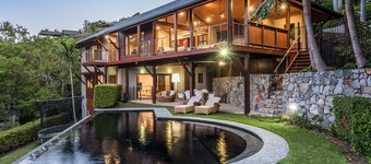 Iluka Luxury House With Ocean Views On Half Acre With Pool And Two Golf Buggies