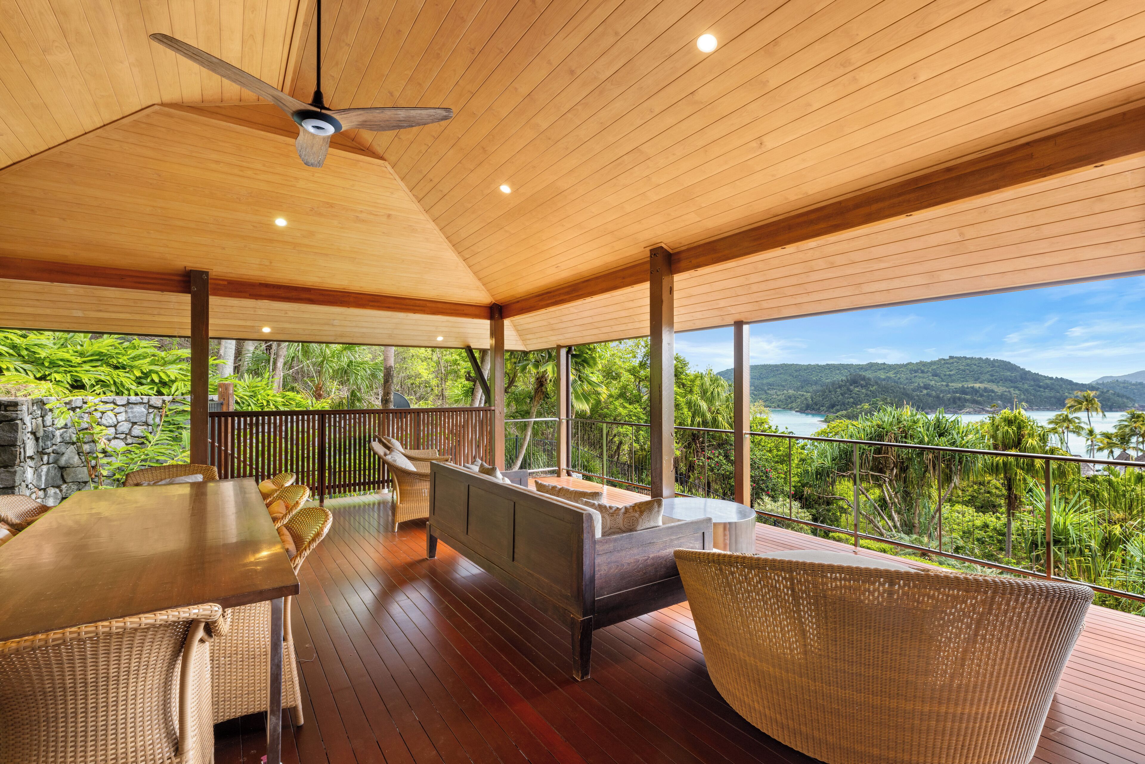 Luxury House, 5 Bedrooms, Private Pool, Ocean View, 2 Golf Buggies | Terrace/patio