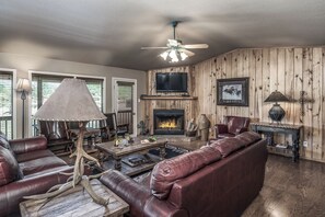 Studio (5 Bedrooms) | Front of property - Bogie by Ruidoso Vacation Rentals (Ruidoso)