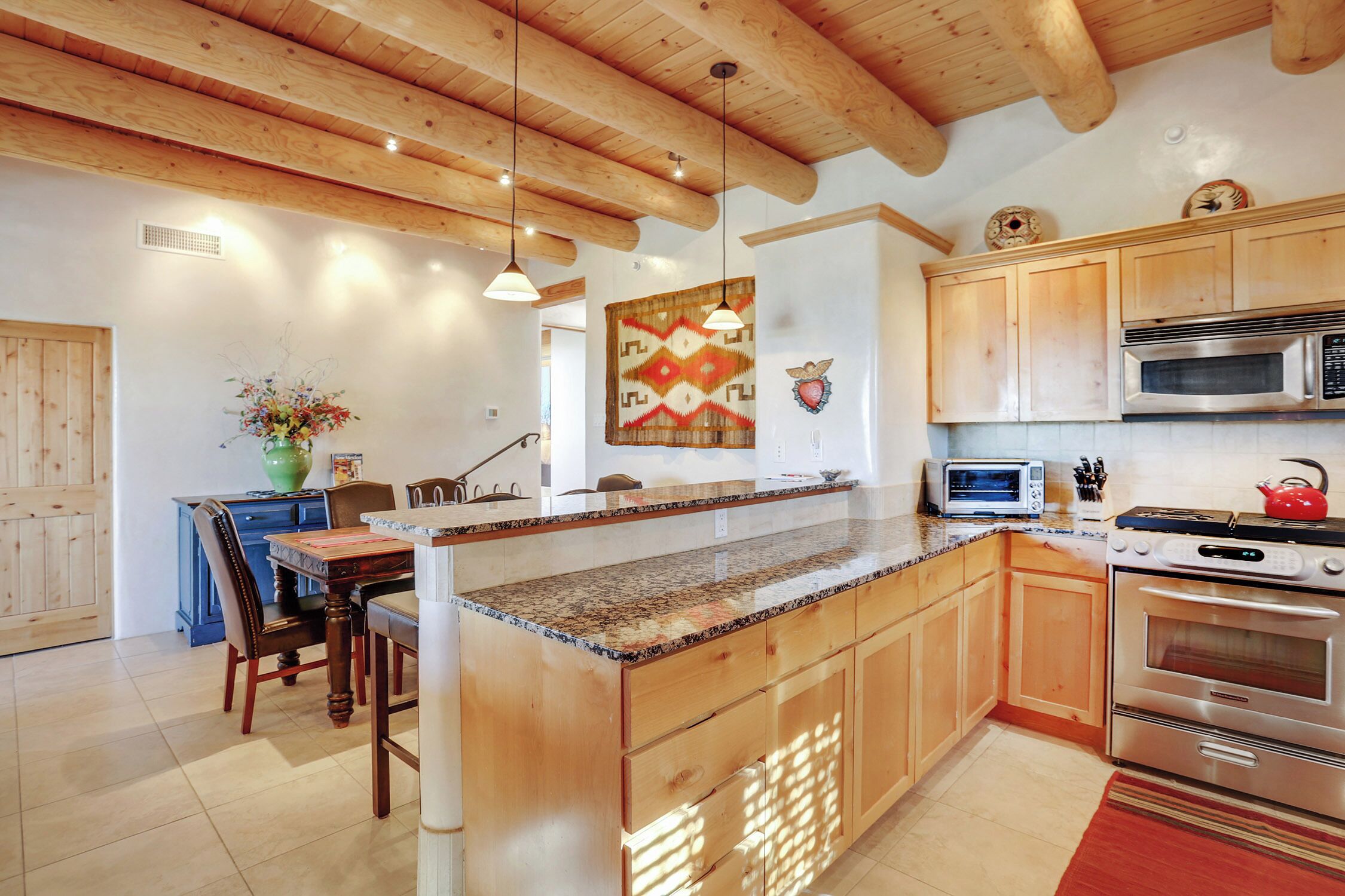 House (3 Bedrooms) | Property amenity