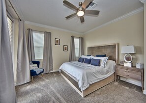 Casa | 5 habitaciones, escritorio y wifi gratis 