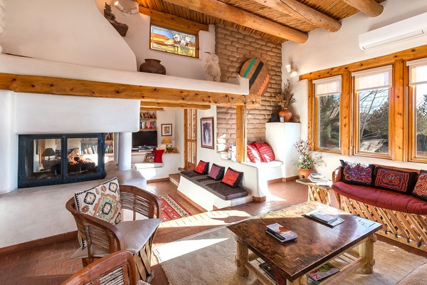 House (2 Bedrooms) | Front of property
