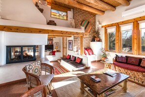 House (2 Bedrooms) | Front of property