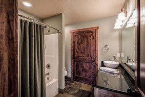 Studio (4 Bedrooms) | Property amenity - Casa Oso Grande by Ruidoso Vacation Rentals (Ruidoso)
